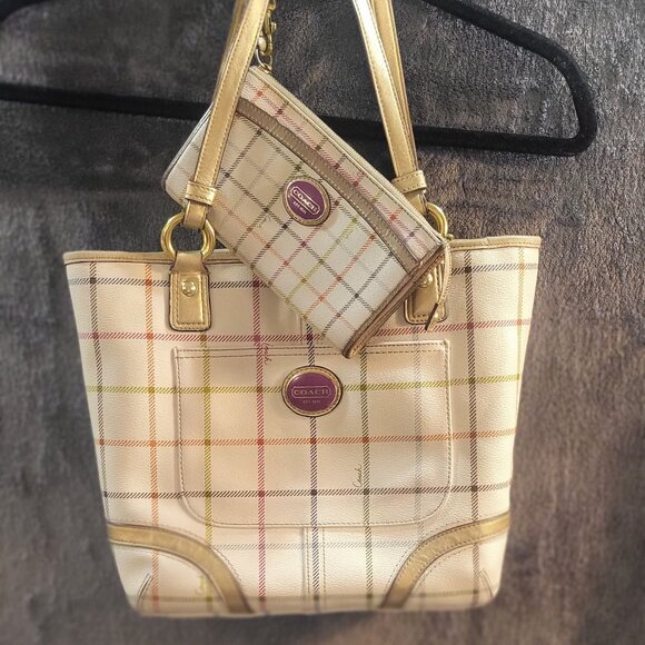 Coach Plaid Tote Bag with Matching Wristlet – Gold Trim – Vintage Set - Picture 1 of 1